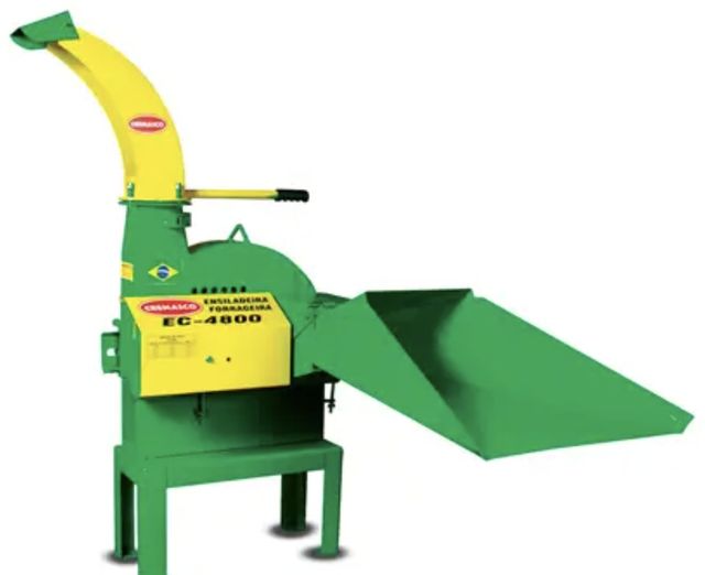 Ensiladora Cremasco EC4800